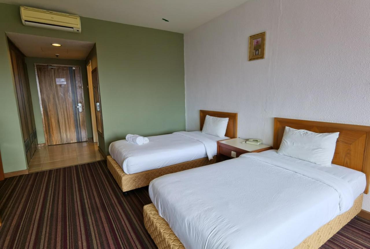 Folkmeldrum Hotel Johor Bahru Exteriér fotografie
