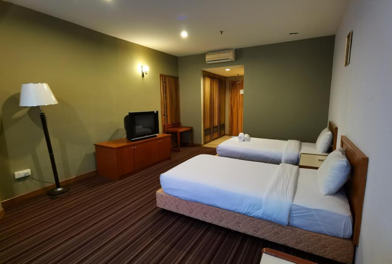 Folkmeldrum Hotel Johor Bahru Exteriér fotografie