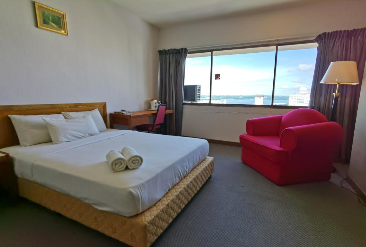 Folkmeldrum Hotel Johor Bahru Exteriér fotografie